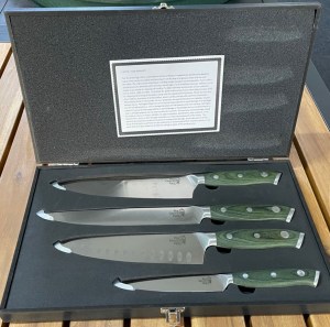 Für Profis: 4-teiliges Messer-Set von Big Green Egg 